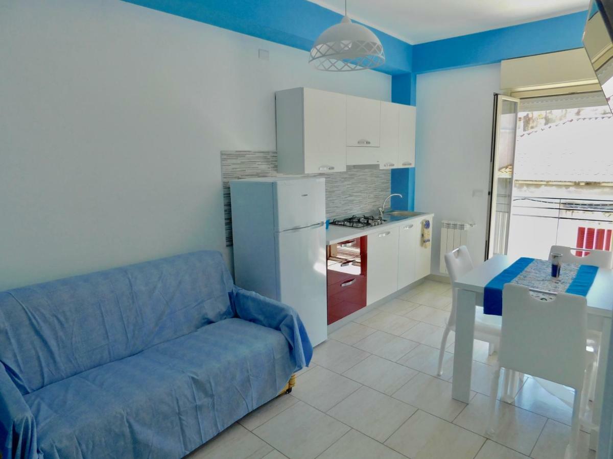 Vanilla Apartments Giardini Naxos Exteriér fotografie